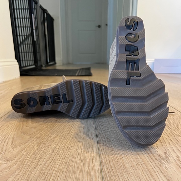 Sorel Joan Of Arc Wedge II Waterproof leather uppers Boots Ash Brown - Picture 7 of 7